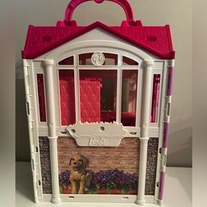 Barbie glam fold and go